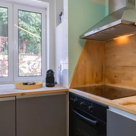 Vintage With Castle View By Lovelystay Lejlighed Lisboa