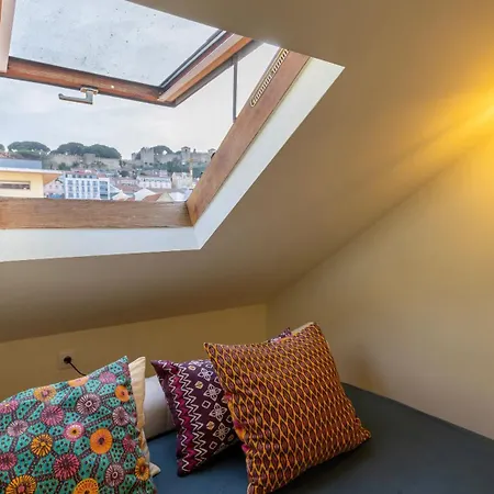 Charming Duplex With Castle View By Lovelystay