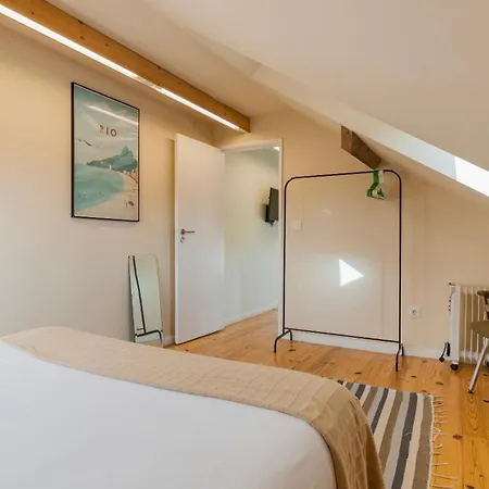 Lejlighed Vintage With Castle View By Lovelystay Lisboa